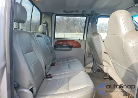 2007 Ford F250 Super Duty z USA, uszkodzony, nr VIN 1FTSW21P27EA67369